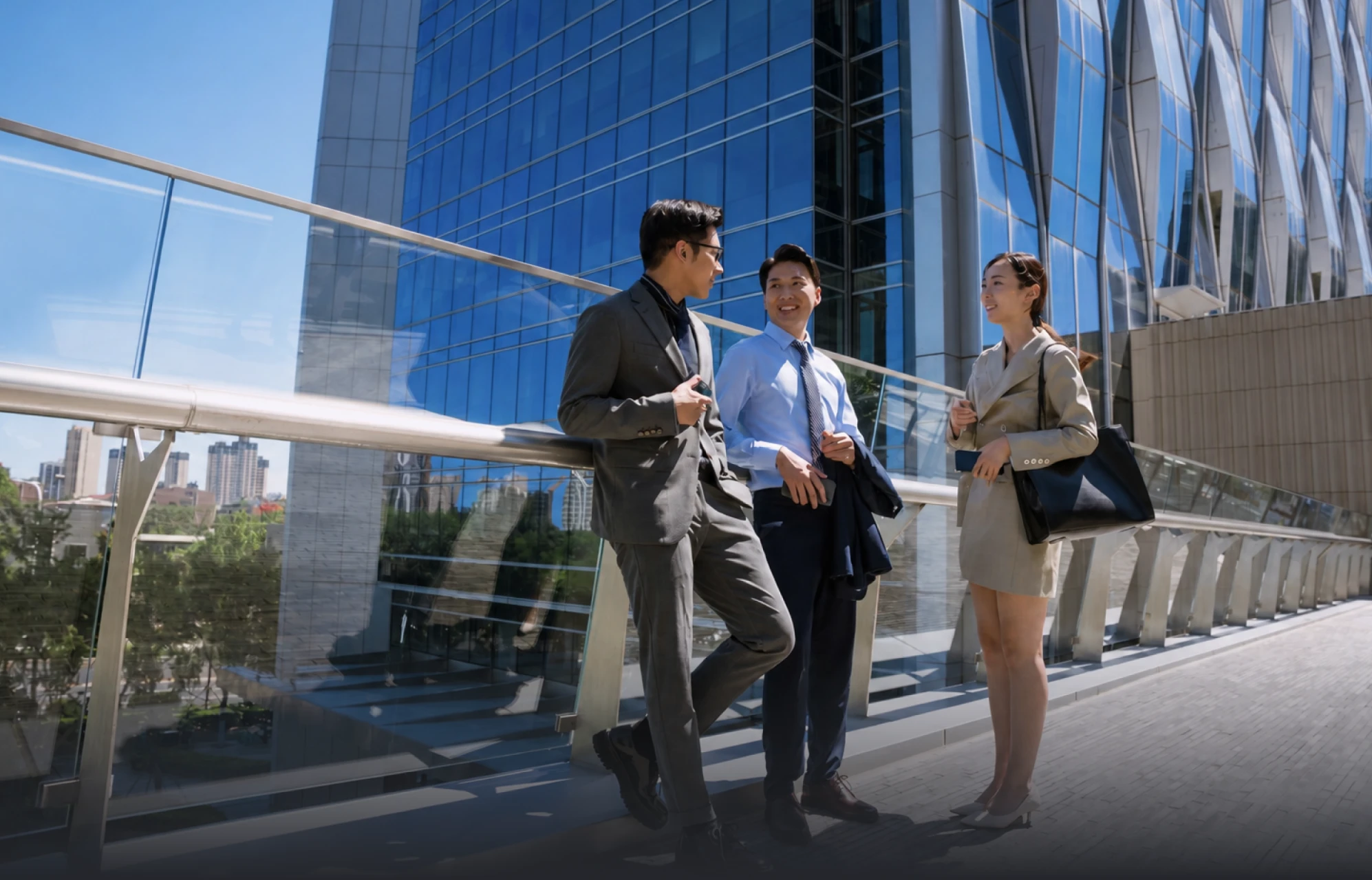e1_img_corporate_everyone_is_an_entrepreneur_2x.webp